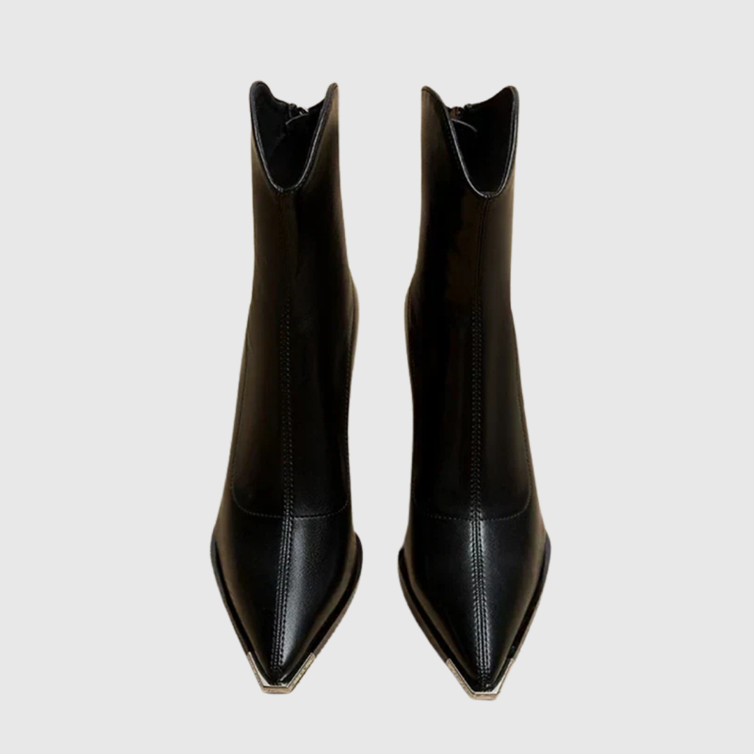 RELAXED FIT HEELS